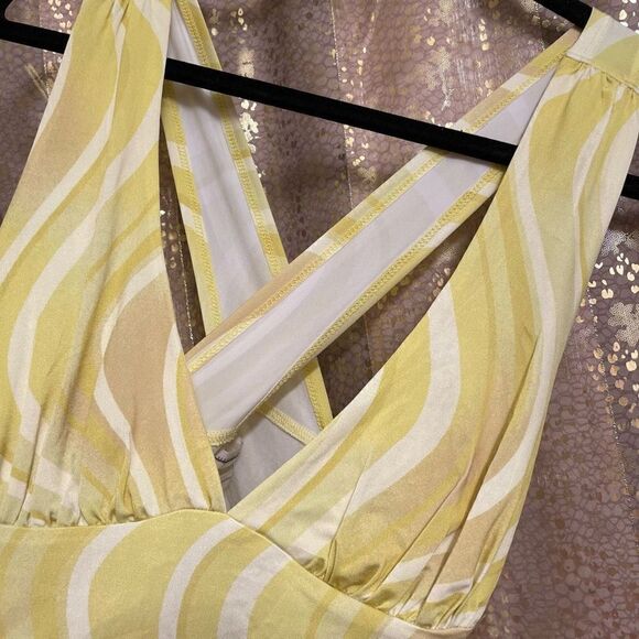 Urban Outfitters Yellow White Criss Cross Tie Back Swirl Crop Top, M NWOT - Picture 3 of 10
